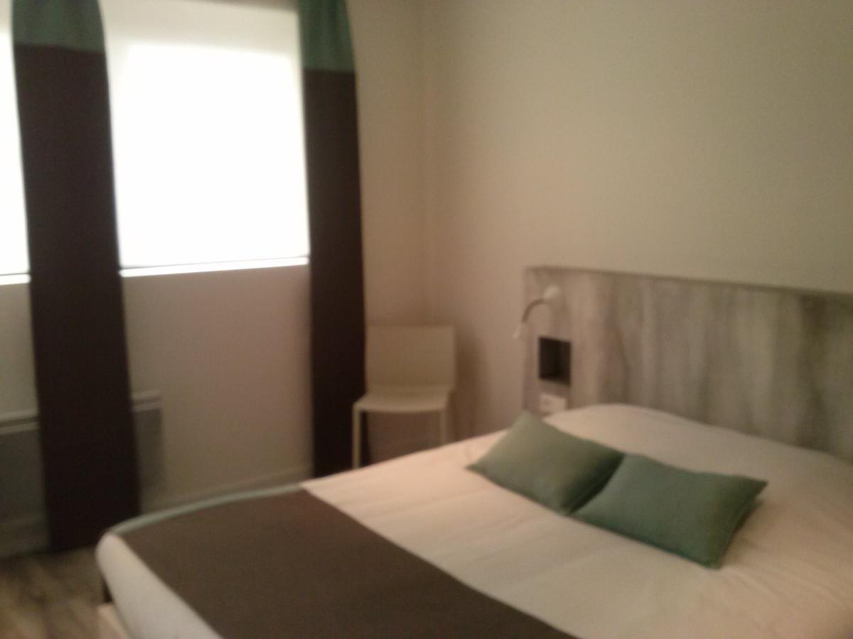 Logis - Hotel Restaurant Du Canard Hangest-sur-Somme Room photo